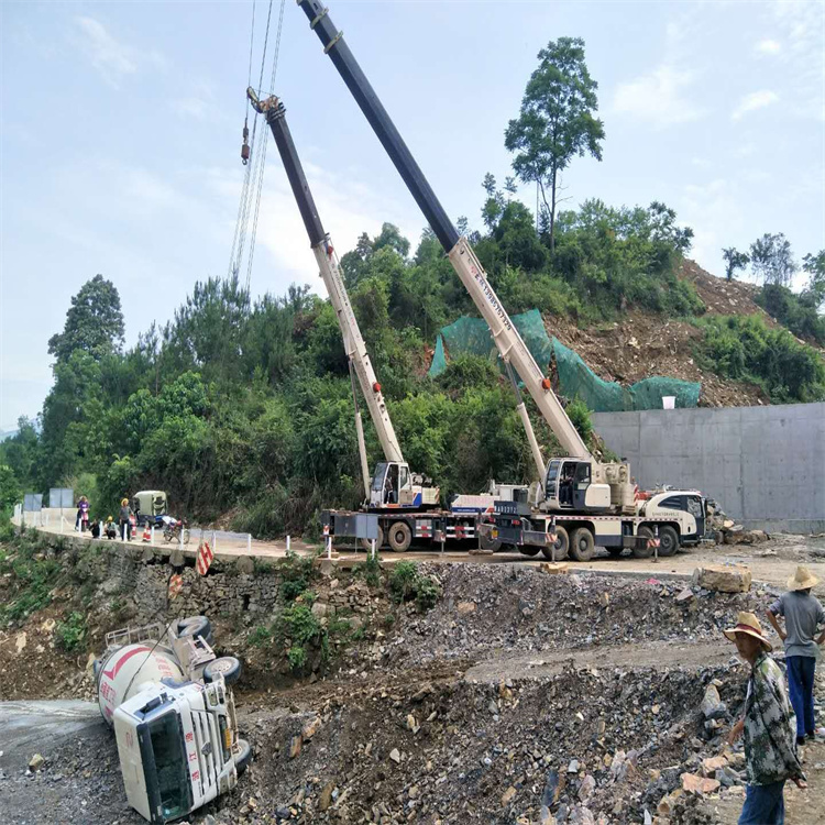 黔南黔南24小时应急道路救援吊装吊装现场实拍
